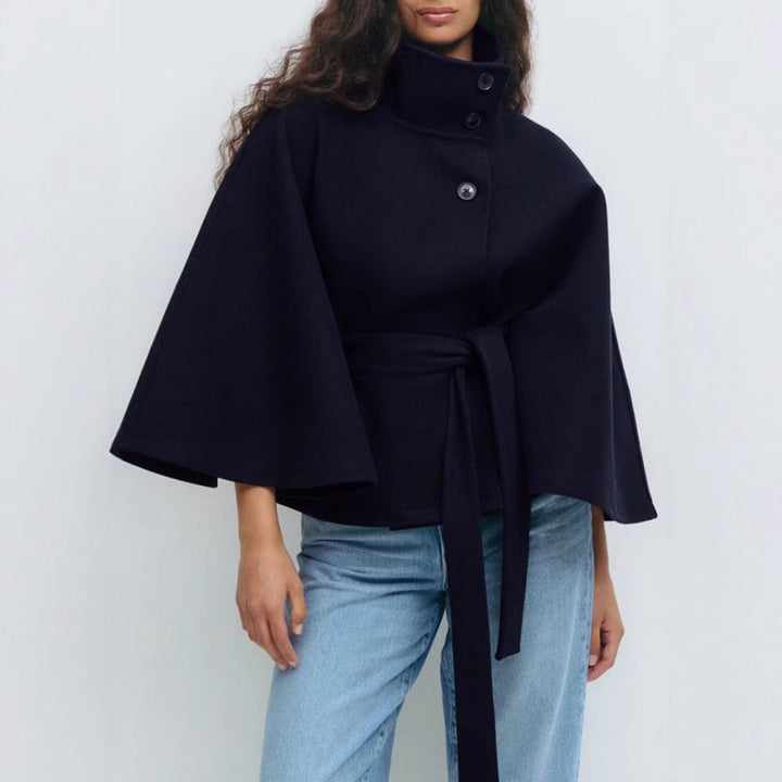 Cape coat women detail