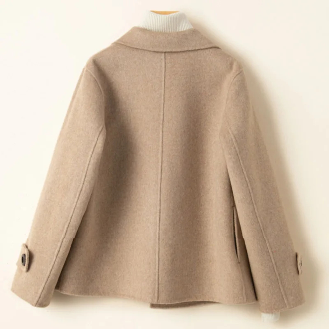Double breasted blazer women detail