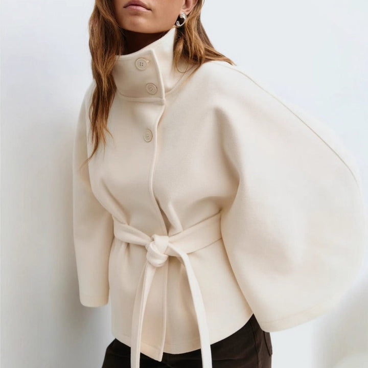 Cape coat women detail