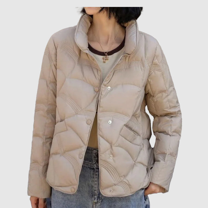 Lightweight quilted jacket women