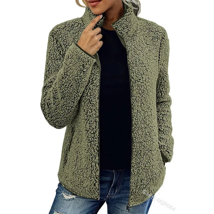 Fleece jacket women detail