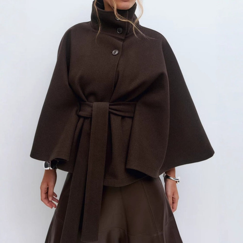 Cape coat women detail