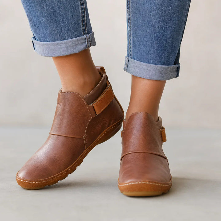 Strap ankle boots women brown