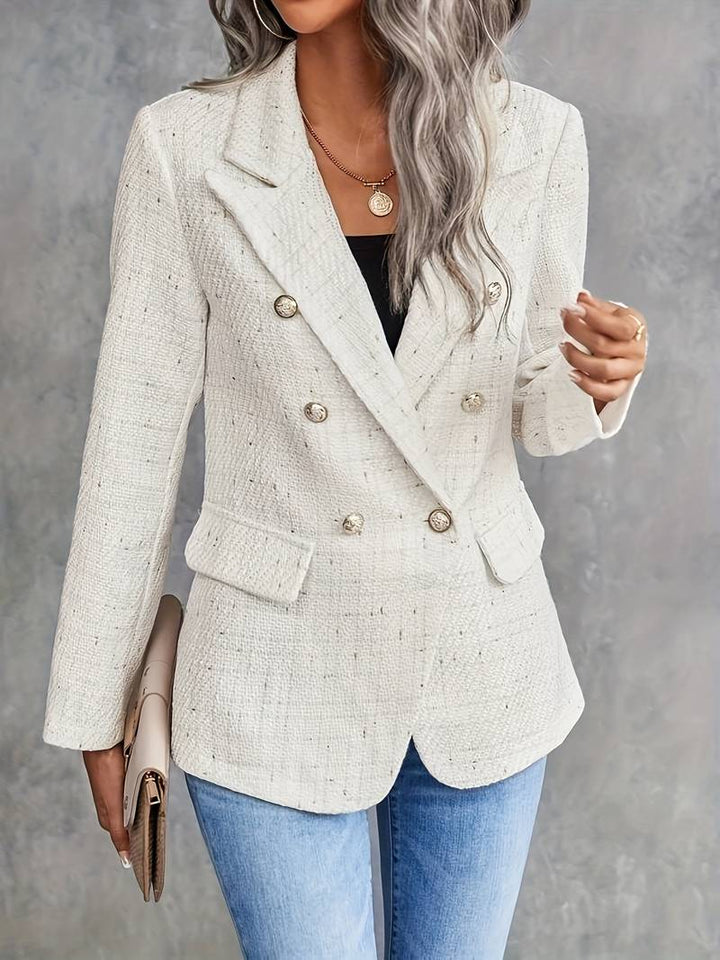 Notch collar blazer women detail