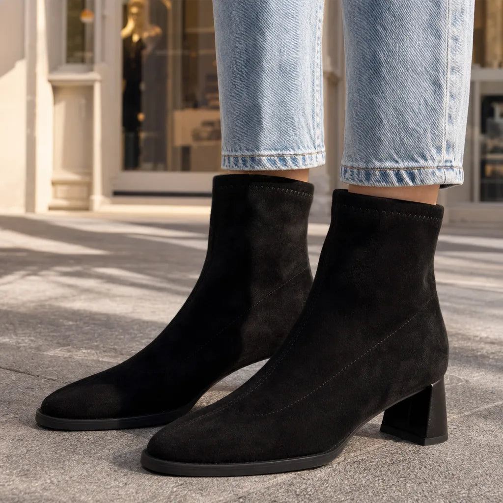 Square toe ankle boots detail