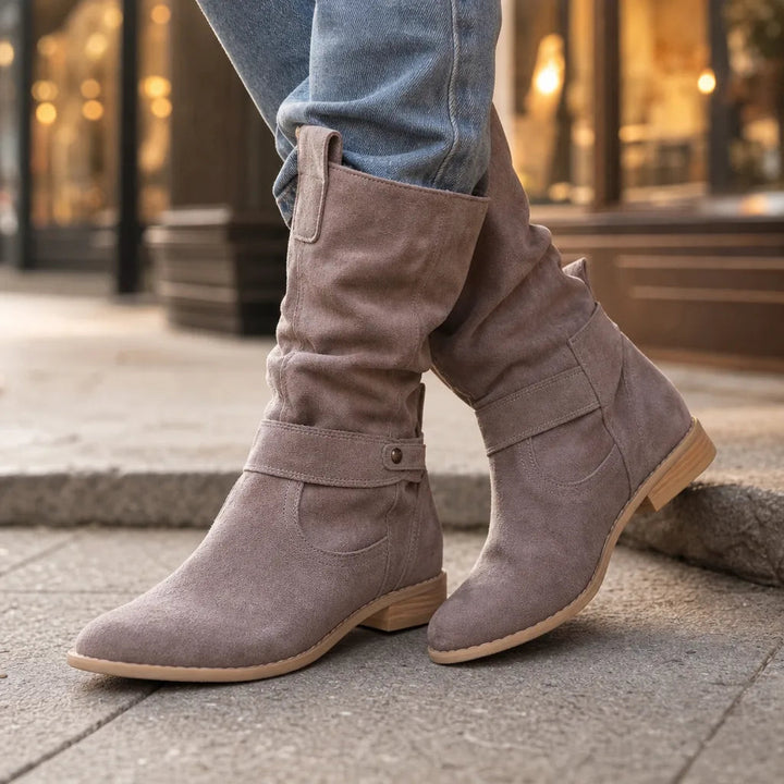 Slouch boots women detail