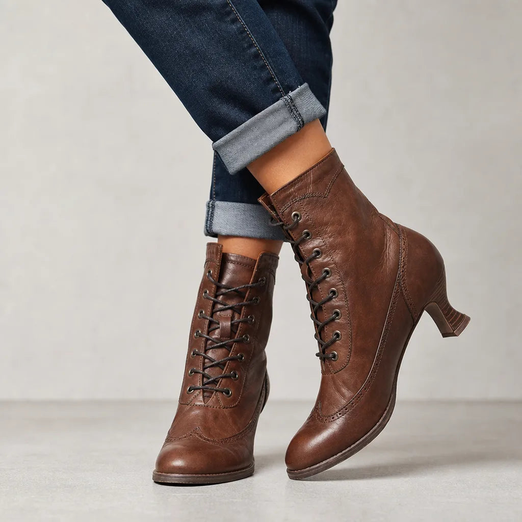 Lace up ankle boots women brown detail
