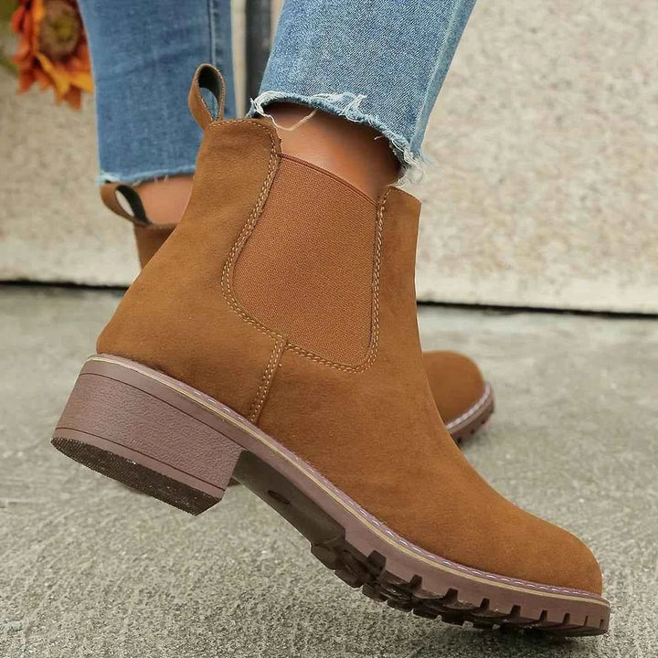 Classic Chelsea Boots with Elastic Side Gussets and Cushioned Insole
